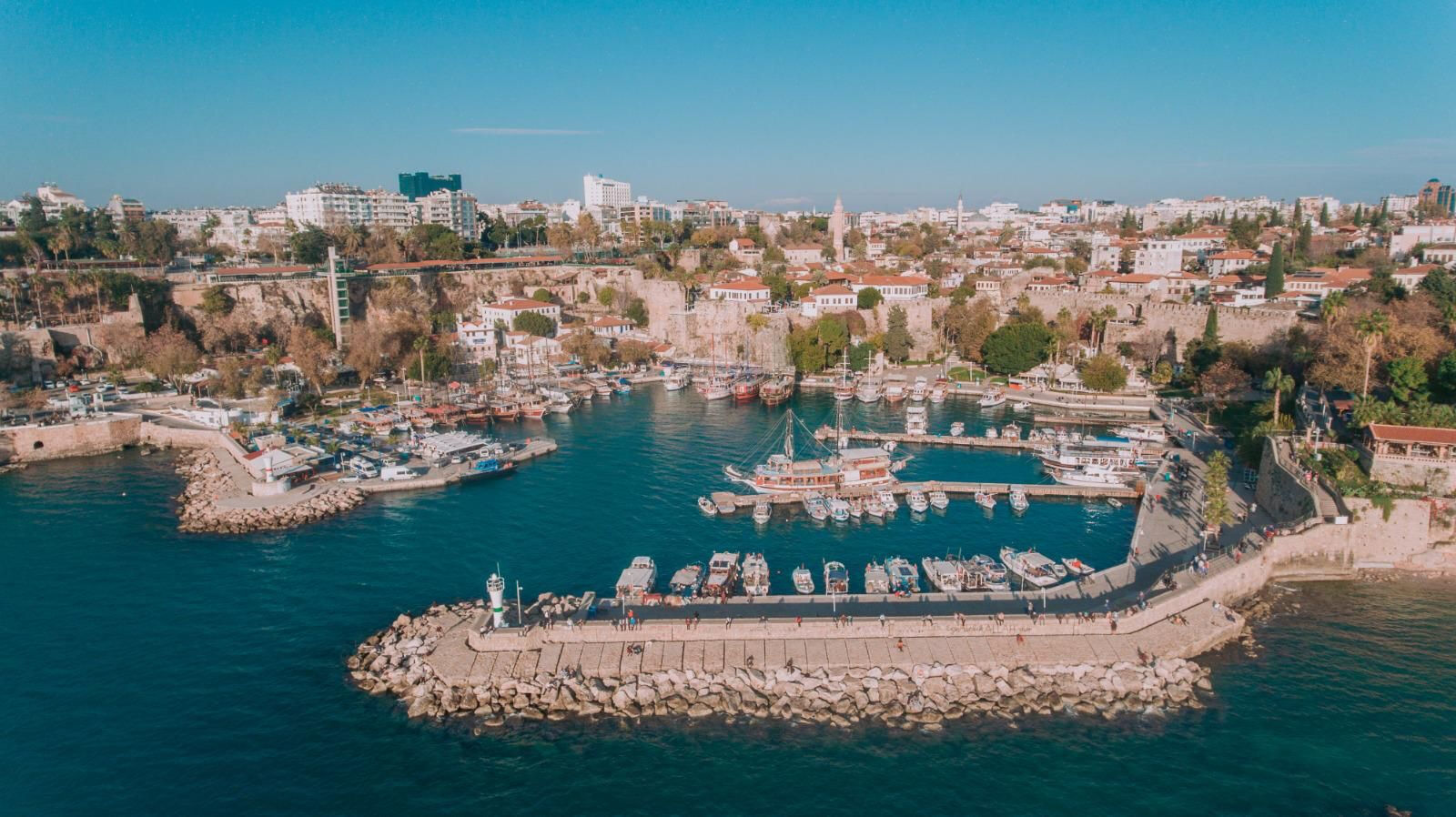 Antalya'da tarihi rekor geldi, tek günde 100 bin kişi girdi!