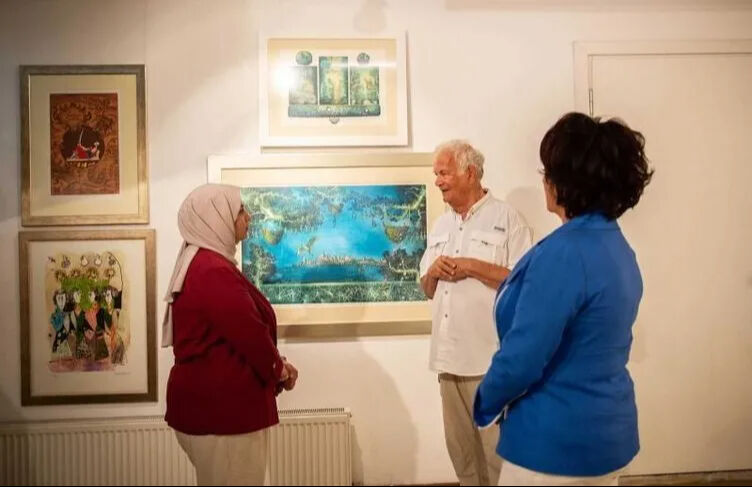 Bulaşıkçılık yaparken keşfedildi! Hülya Koçyiğit’in desteğiyle hayatı değişti - 2. Resim