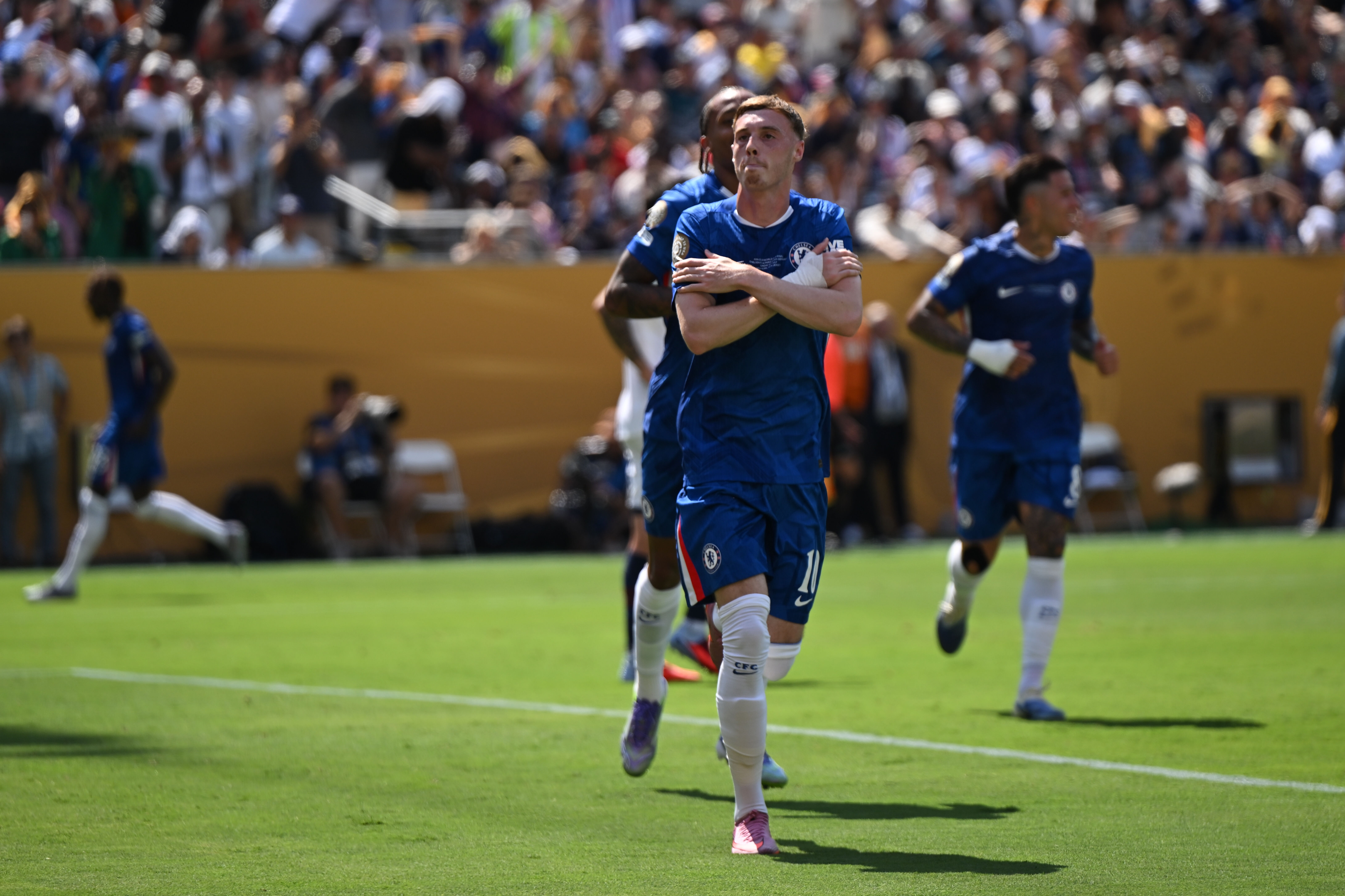 Chelsea PSG'yi darmaduman etti! FIFA Kulüpler Dünya Kupası'nda Trump locada yerini aldı - 3. Resim