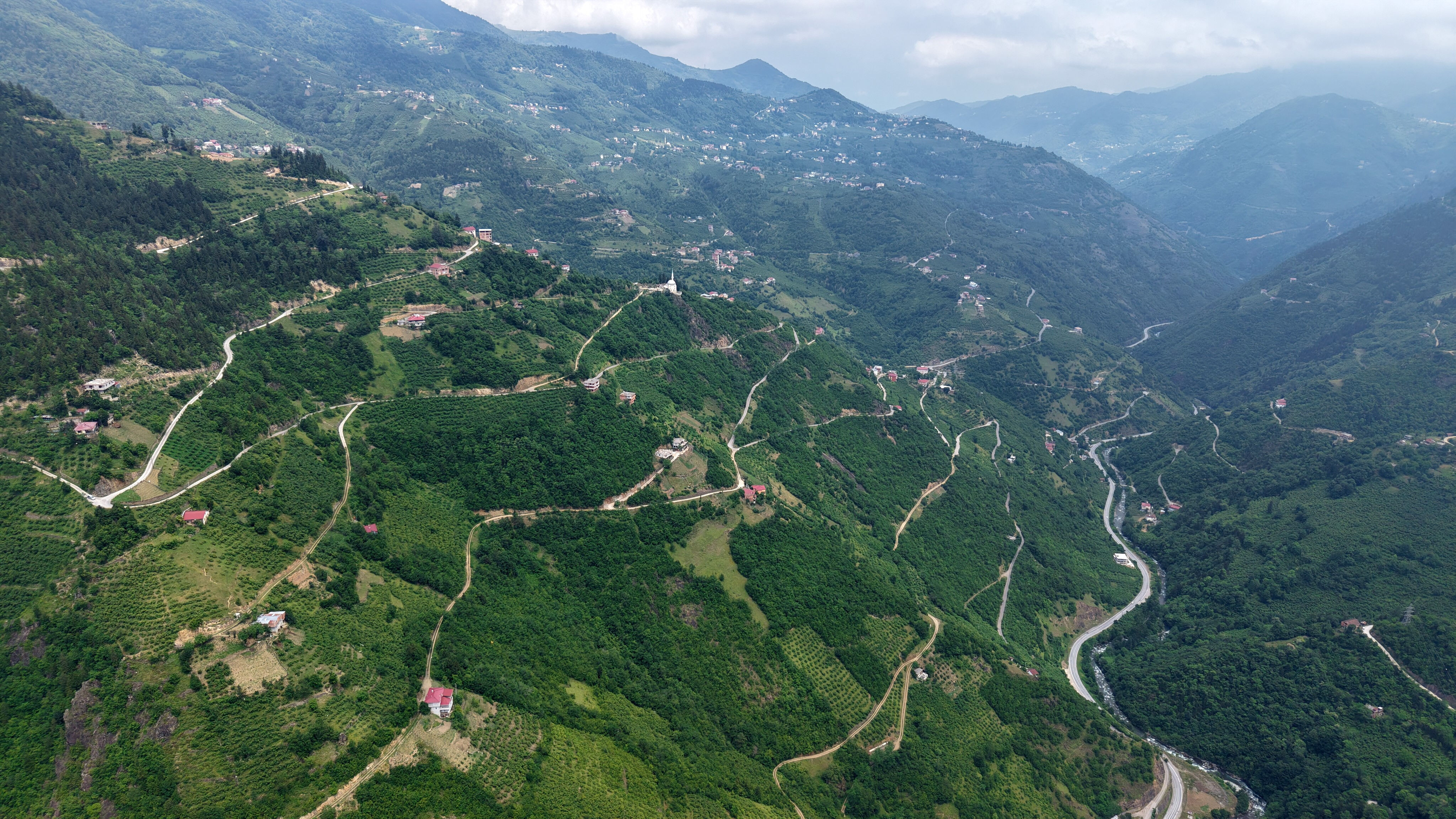 Türkiye'nin en zorlu yol projesi! Neredeyse dünyanın yarı çapı dolaşılıyor - 3. Resim