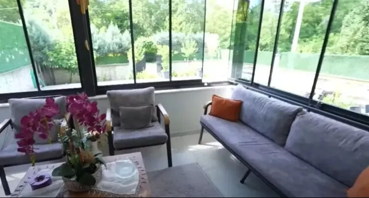 120 milyonluk yatırımdan sonra şimdi de saray gibi ev! Berdan Mardini'nin Beyaz köşkü görenleri şaşırttı - 5. Resim