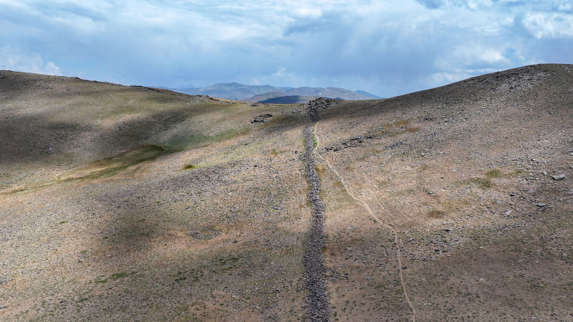 3 bin rakımlı bölgede bulundu! Yeraltında devasa yapı: 50 odası var - 2. Resim