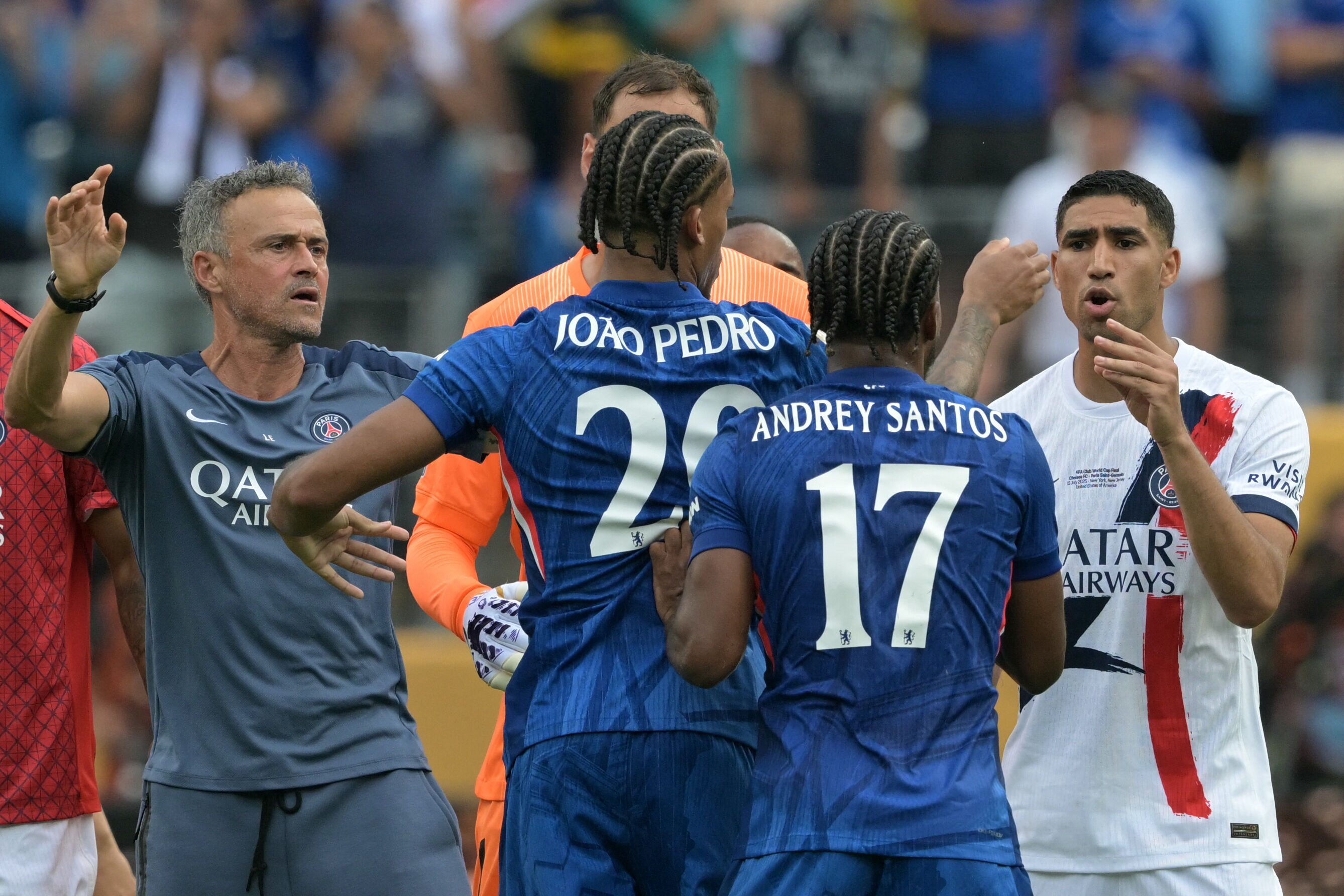 Chelsea-PSG maçı sonrası ortalık karıştı! Luis Enrique'den skandal hareket - 2. Resim