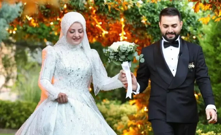 Fenomen Kadir Ezildi düğünüyle gündem oldu: Ünlü ismin taktığı takı ise dudak uçuklattı - 1. Resim