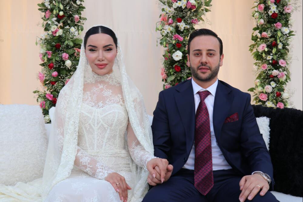 Herkes bu düğünü konuşuyor! Binlerce kişi katıldı, bir kişi takı takmadı - 1. Resim