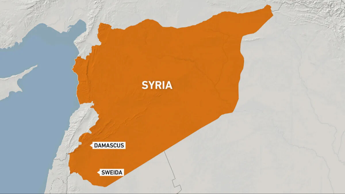 Suriye'nin güneyinde şiddetli çatışma! Çok sayıda kişi hayatını kaybetti - 1. Resim