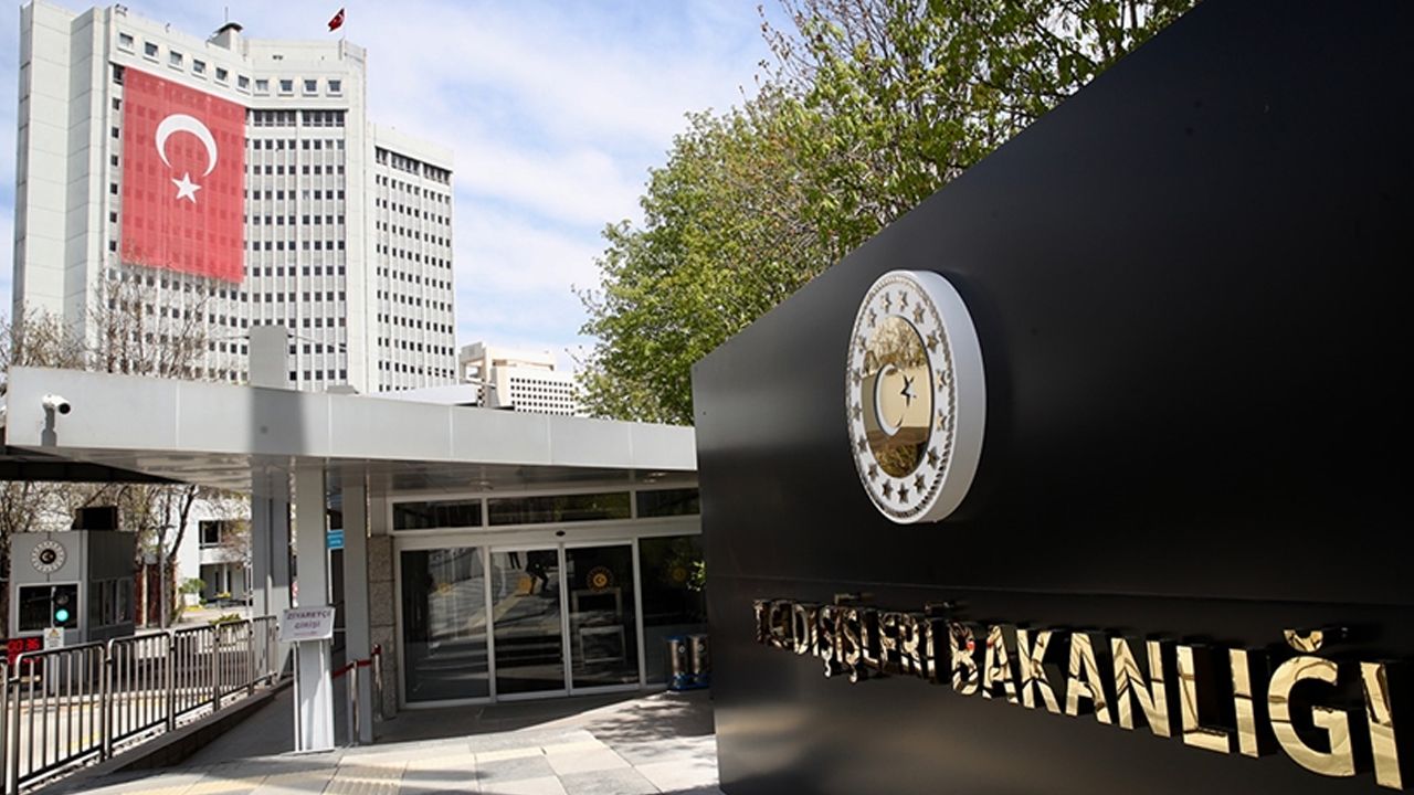 Suriye'nin güneyindeki çatışmalar sonrası Türkiye'den ilk açıklama Suriye'nin güneyindeki çatışmalar sonrası Türkiye'den ilk açıklama