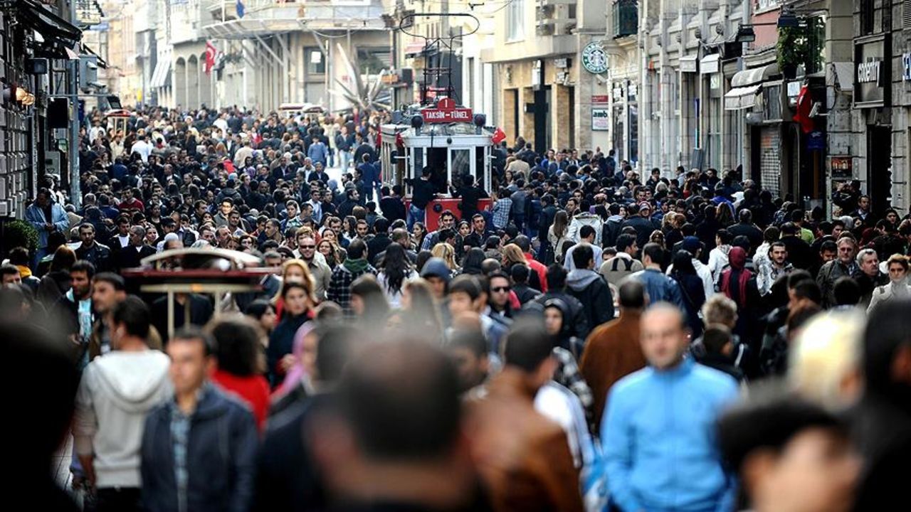Türkiye'de 2,7 milyon kişi göç etti: Karadeniz ili kaybederken, Trakya ili nüfusla büyüyor! Türkiye'de 2,7 milyon kişi göç etti: Karadeniz ili kaybederken, Trakya ili nüfusla büyüyor!