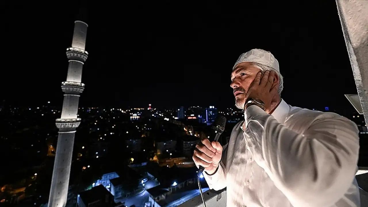 15 Temmuz'da neden sela okunuyor, sela ne zaman saat kaçta okunacak? Selanın anlamı merak ediliyor 15 Temmuz'da neden sela okunuyor, sela ne zaman saat kaçta okunacak? Selanın anlamı merak ediliyor