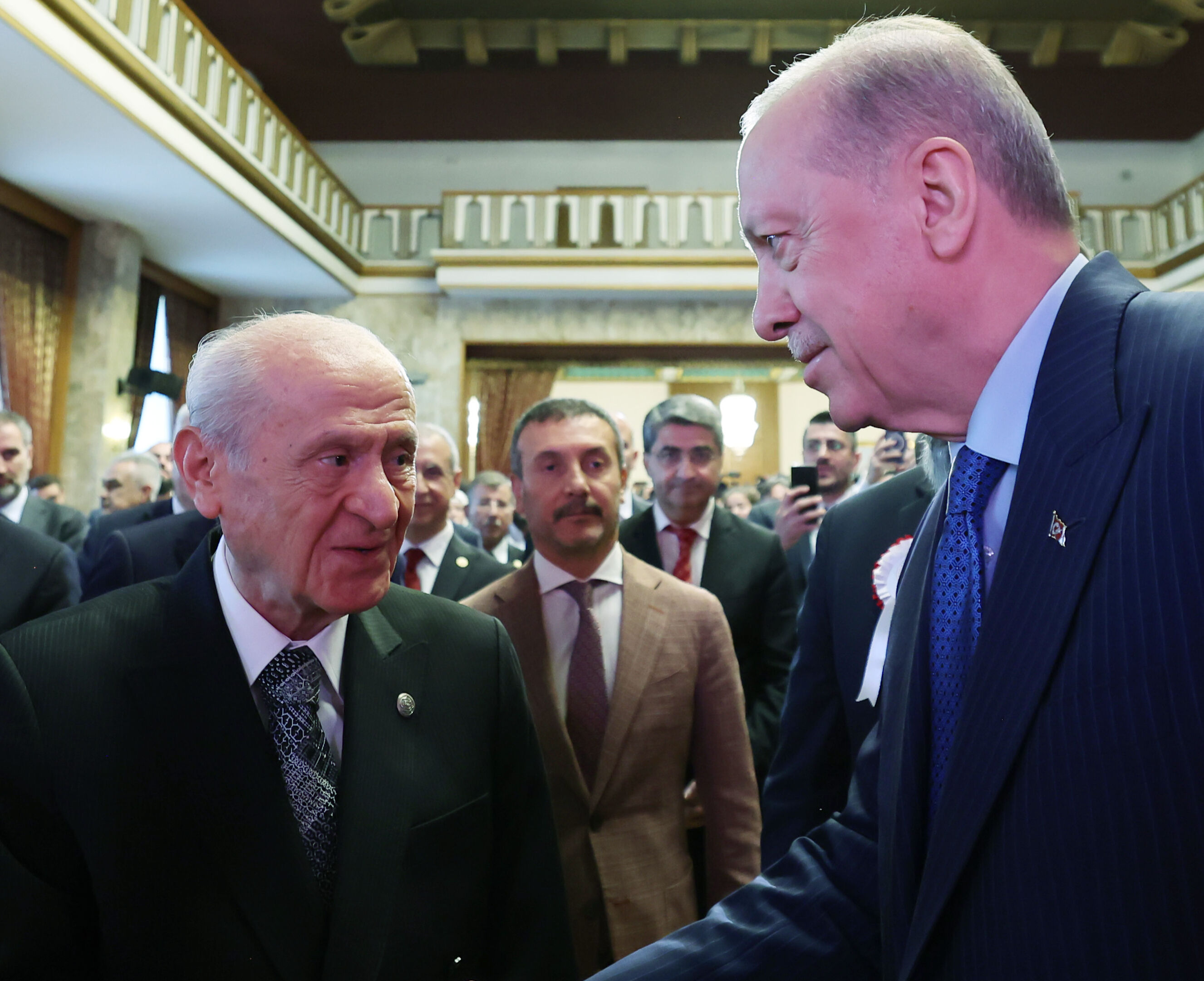 Cumhurbaşkanı Erdoğan'dan 15 Temmuz mesajı: Çukura atılan vatansız FETÖ'nün tuzağını milletimiz bozdu - 1. Resim