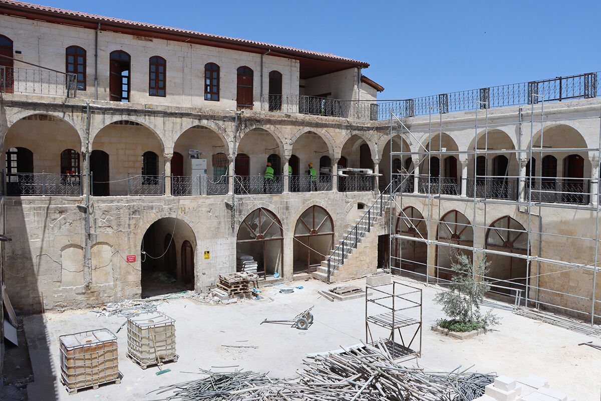 Esnafın y&uuml;z&uuml; g&uuml;lecek... 400 yıllık han ayağa kalkıyor! - 4. Resim