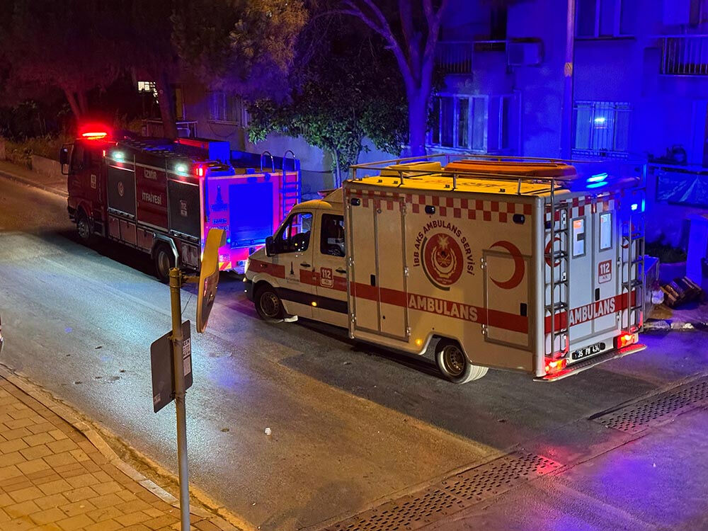 İzmir'de özel bakım merkezinde yangın çıktı! 12 engelli vatandaş hastanelik oldu - 2. Resim