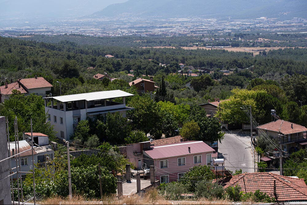 İzmir'in dibinde yaşandı, insanlar çılgına döndü! Abdest bile alamıyor, ormana gidiyorlar - 1. Resim