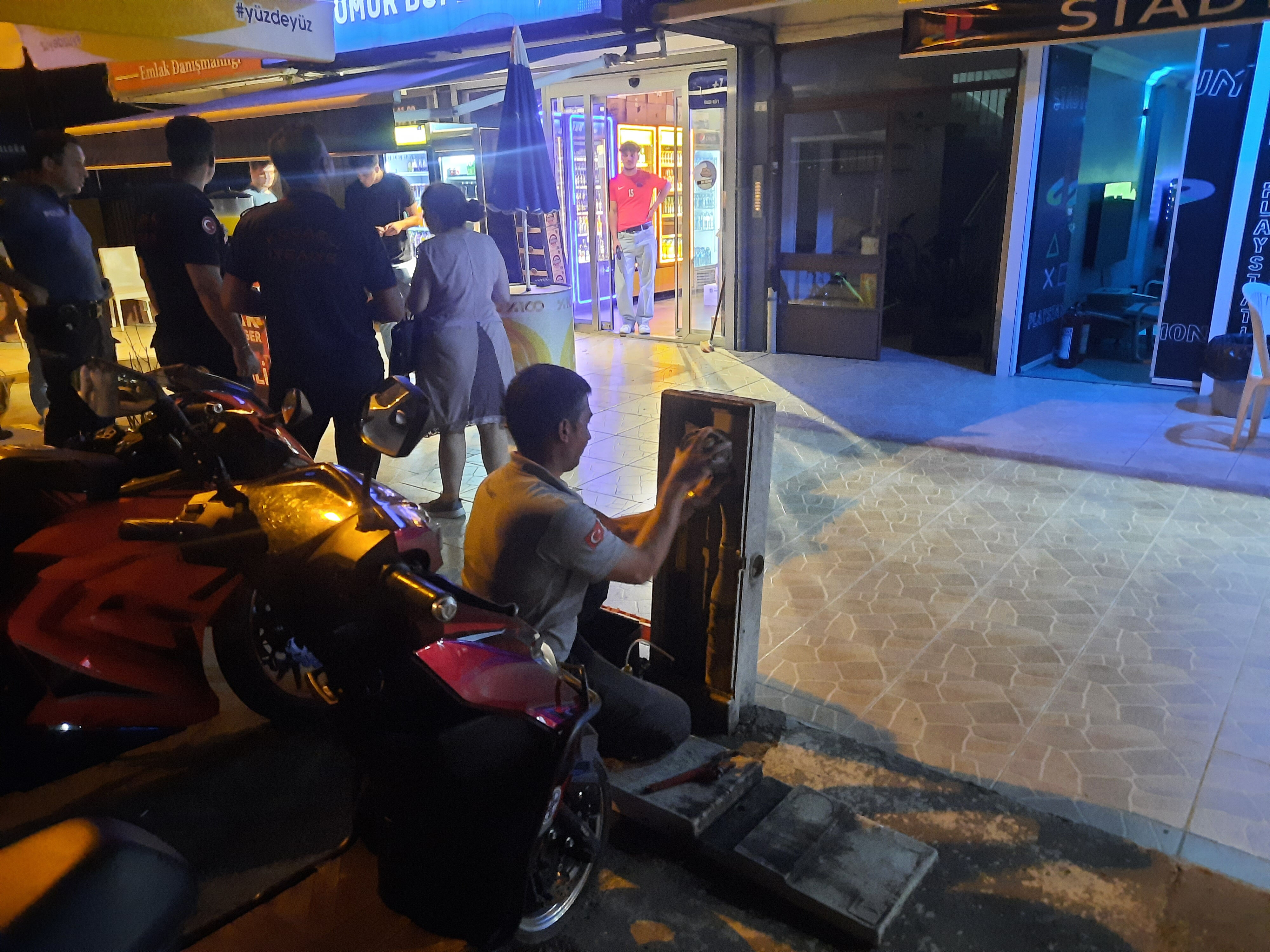 Kocaeli'de gaz sızıntısı! İnsanlar gece yarısı tahliye edildi - 2. Resim