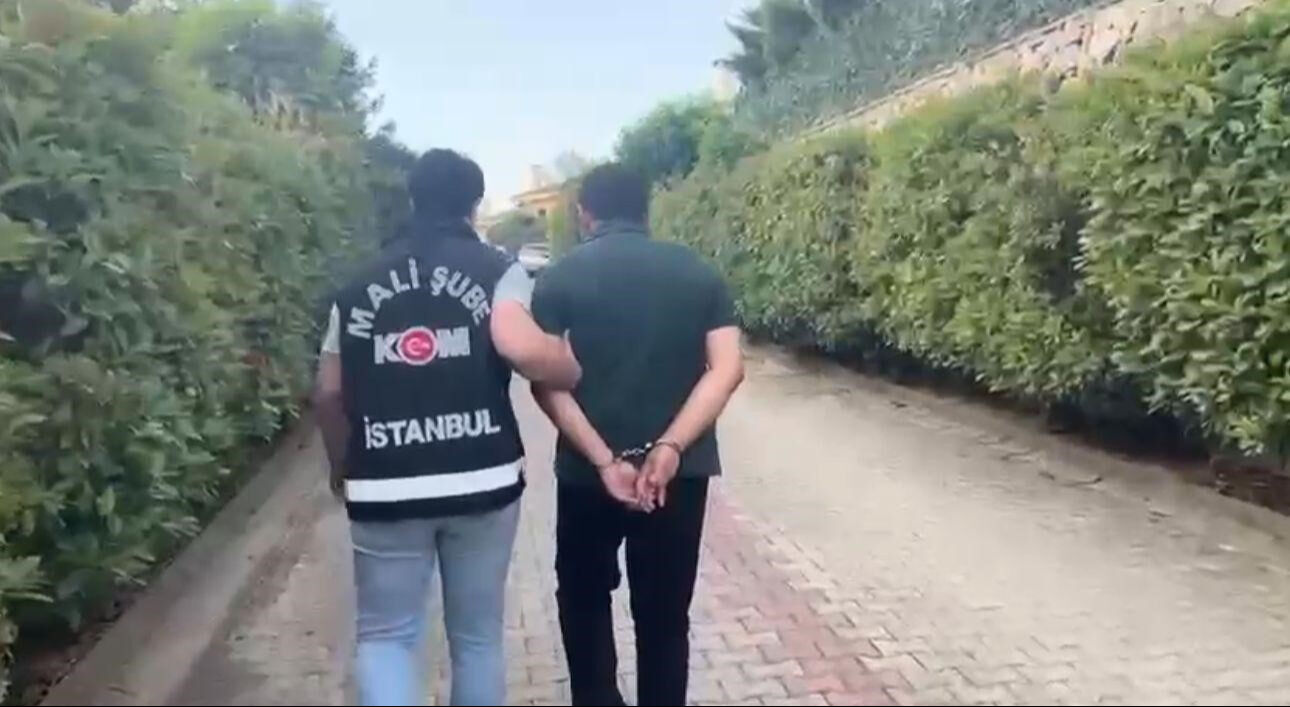 MİT raporları ortaya çıkardı! FETÖ'ye HAKMAR ve TATBAK'ın sahibi Zeki Doruk'tan para akmış - 3. Resim