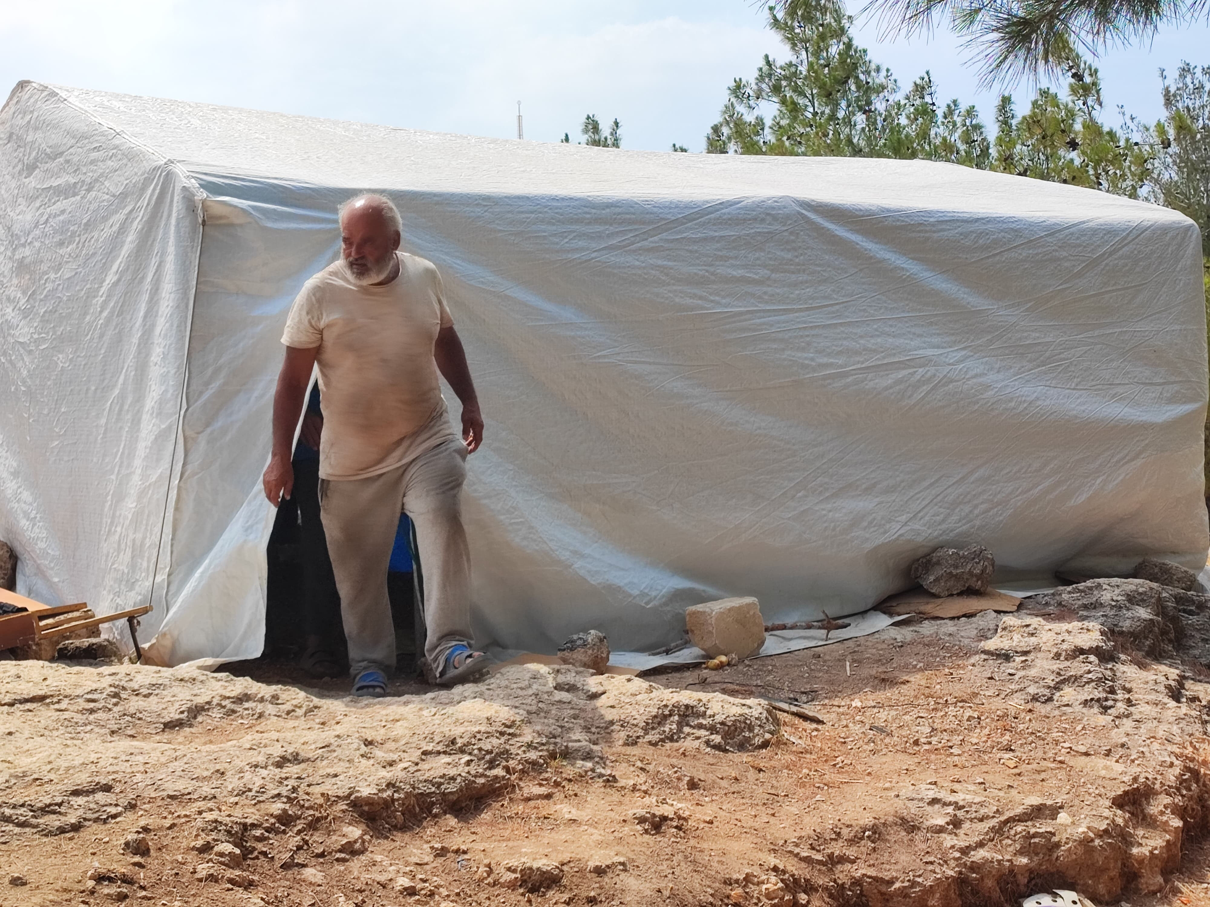 Adanalı Bayram, oğluyla ormana taşındı... &Ouml;nce eşi sonra ev sahibi... - 3. Resim