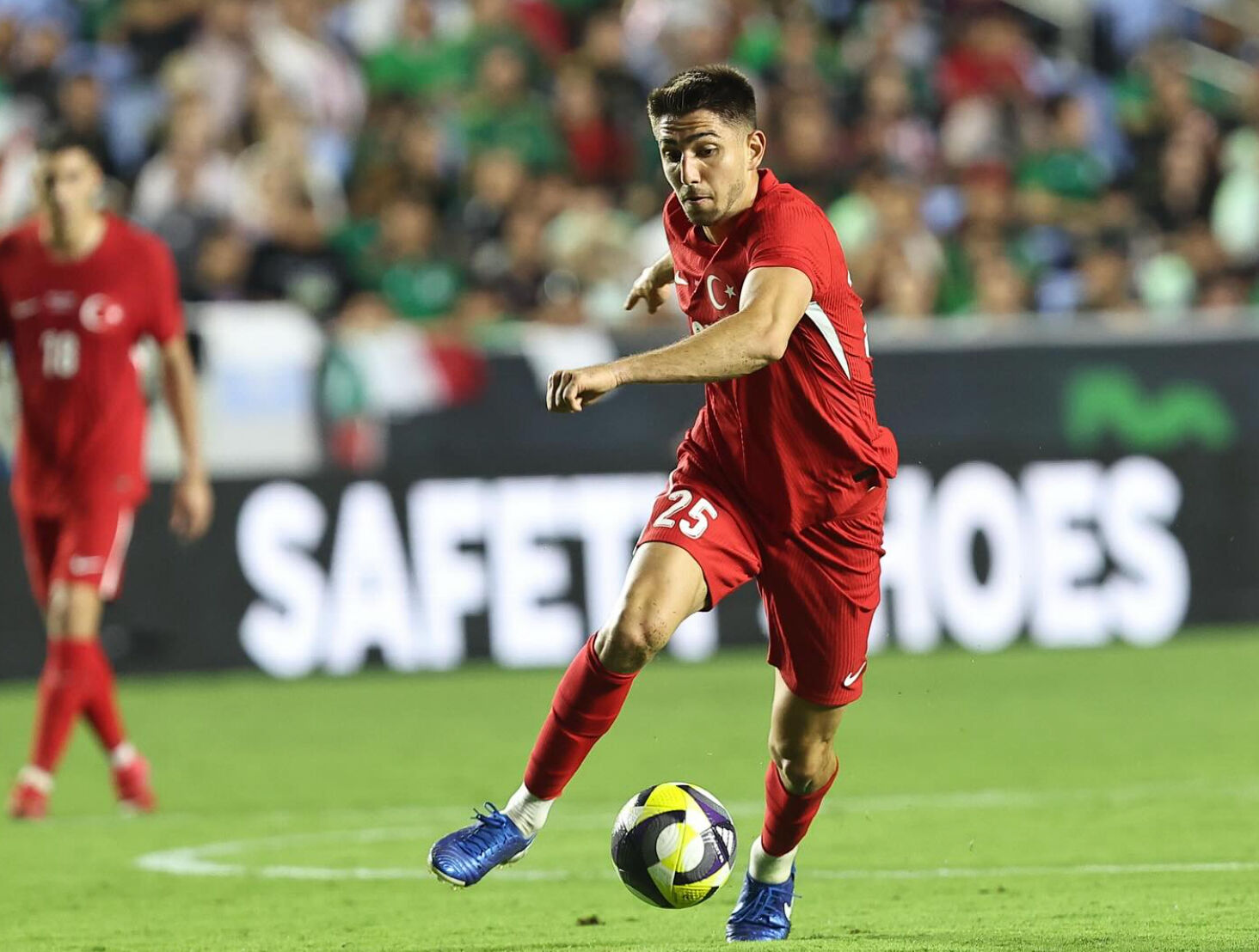 Demir Ege Tıknaz kimdir, kaç yaşında? Beşiktaş'taki performansıyla dikkatleri üzerine çekti - 1. Resim