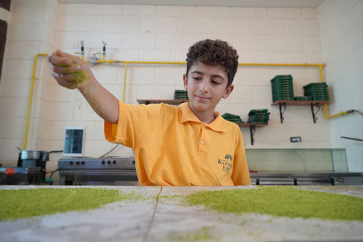 En büyük hayali Osimhen! Gaziantep'in en küçük katmer ustası görenleri şaşırttı - 3. Resim