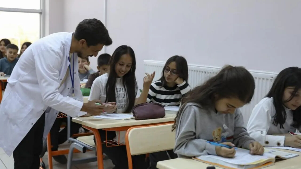 LGS tercihleri ne zaman son? Lise tercihleri son gün öğrencilerin gündeminde! LGS tercihleri ne zaman son? Lise tercihleri son gün öğrencilerin gündeminde! - 2. Resim