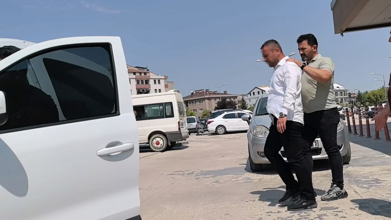 Müşteri iş yerini kurşun yağmuruna tuttu! Sebebi şoke etti - 3. Sayfa