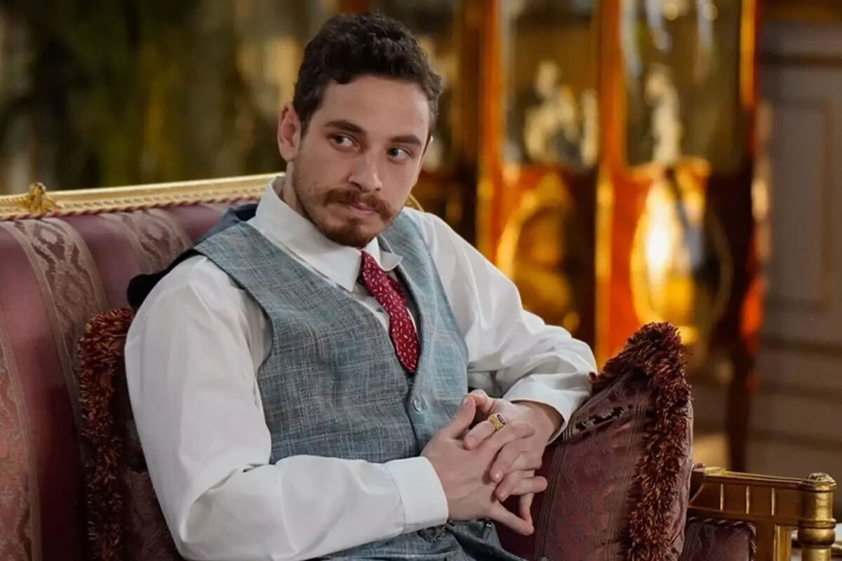 Oyuncu Cem Yiğit Üzümoğlu'na hapis talebi! Olay mesajlar ortaya çıktı: