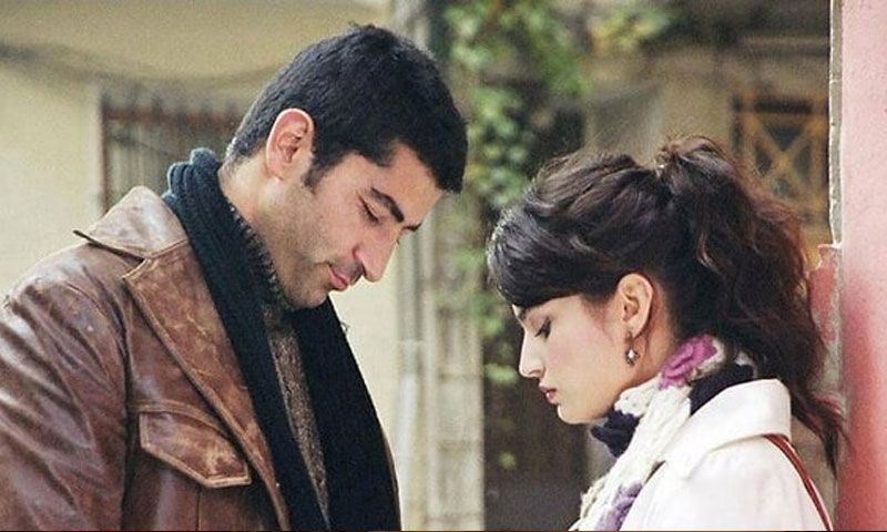 “Emekli oldum, EYT’ye geçtim” demişti… Selin Demiratar hiç yaşlanmamış! - 3. Resim