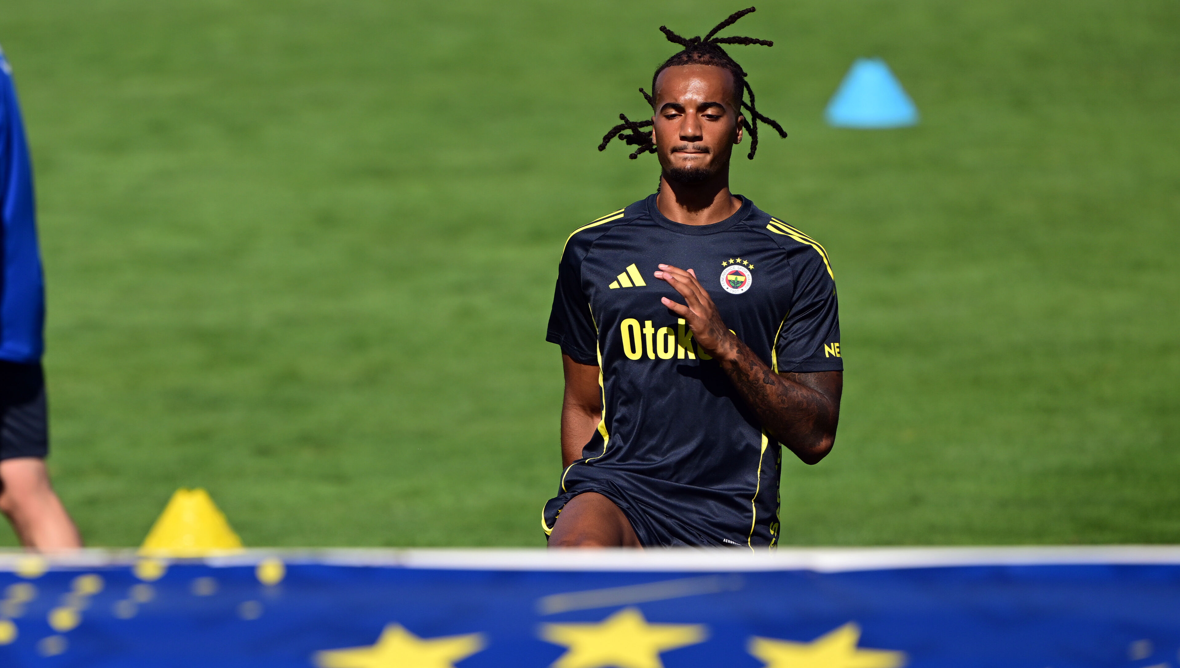 Fenerbahçe'nin yeni sağ beki Archie Brown çok iddialı!