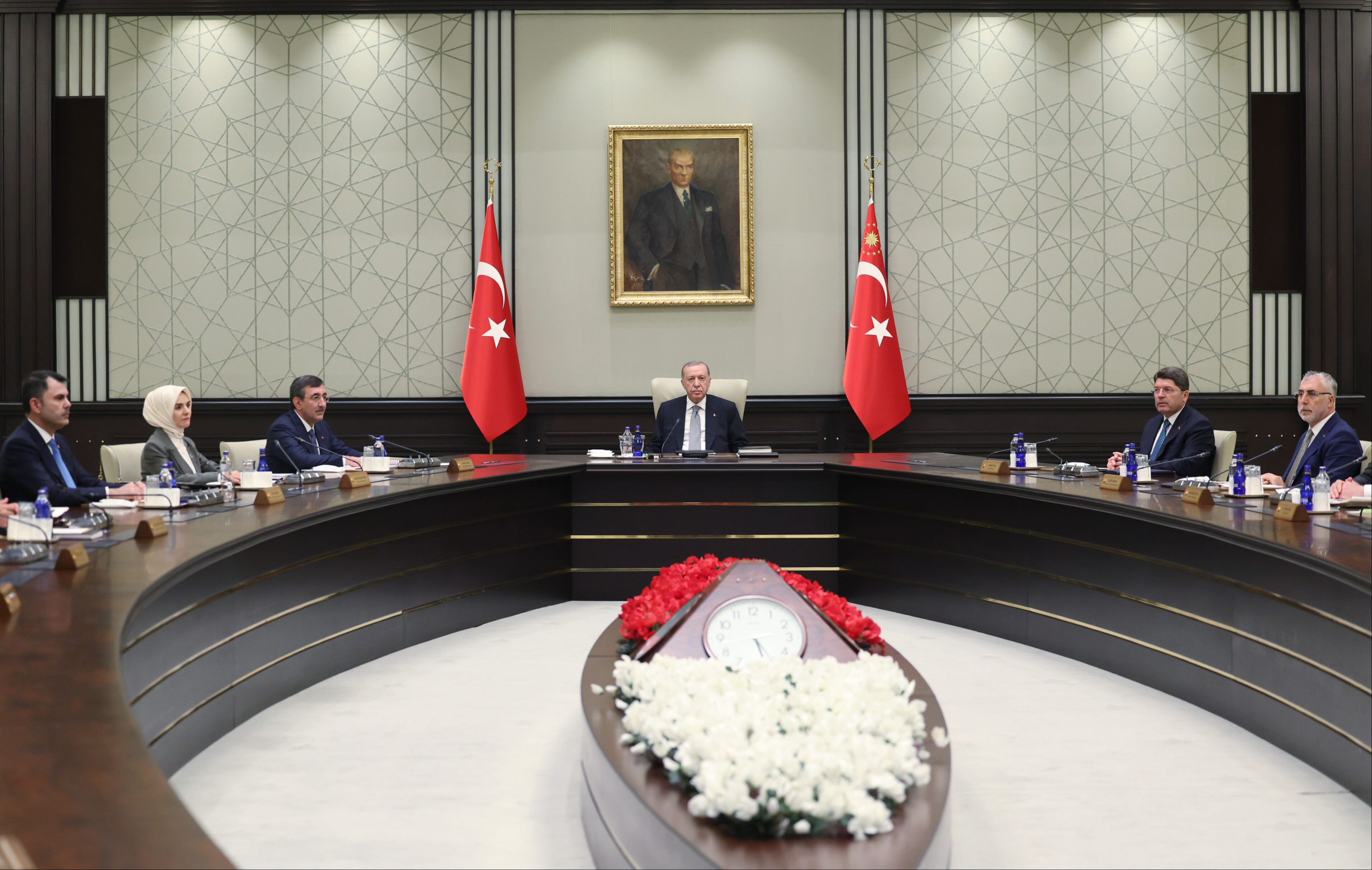 Kabine Erdoğan'ın başkanlığında toplandı! İşte masadaki başlıklar - 1. Resim