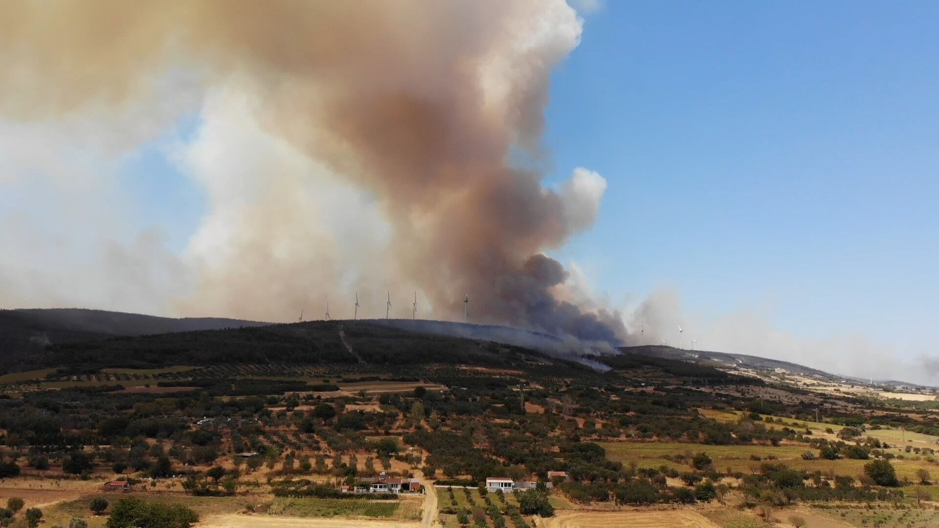 Şark&ouml;y yangın s&ouml;nd&uuml; m&uuml;, son durum&nbsp;ne? - 3. Resim