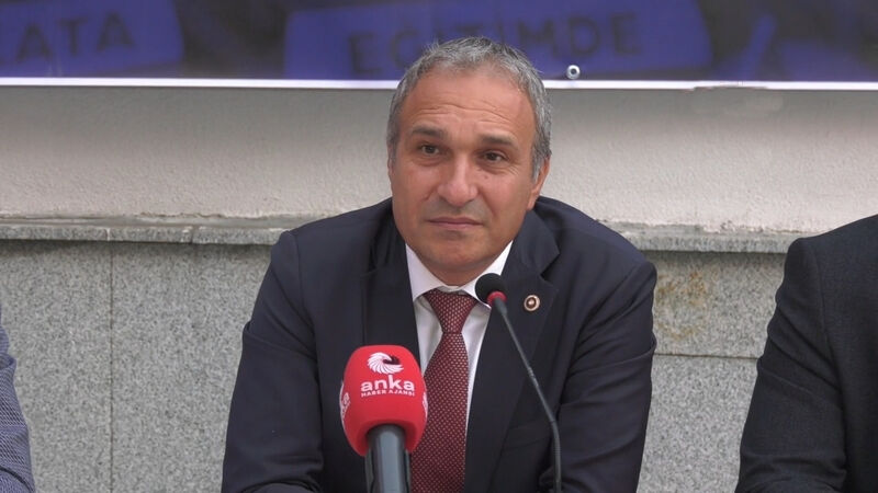 Suat Özçağdaş kimdir? CHP İstanbul Milletvekili Suat Özçağdaş'ın biyografisi - 3. Resim