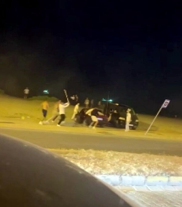 'Yan baktın' kavgası kanlı bitti! Polis memuru kabusu yaşadı - 2. Resim