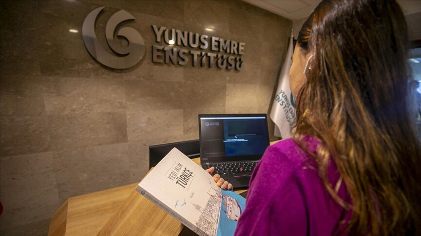 Yunus Emre Vakfı kimin, ne iş yapar? - 1. Resim