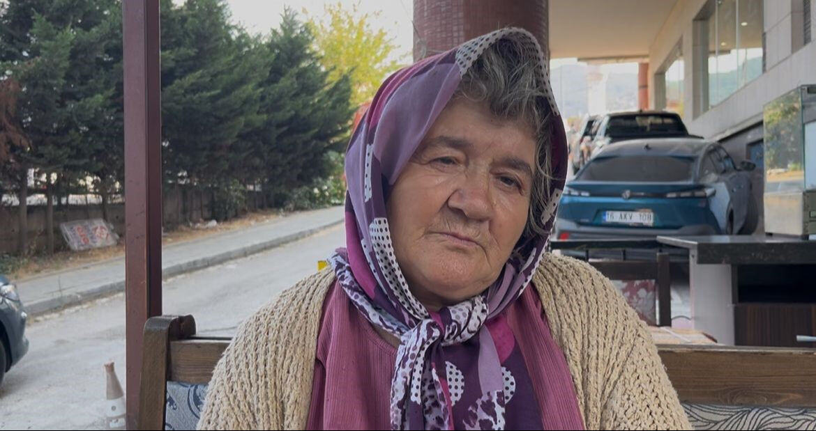 Zihinsel engelli oğlunu sokak sokak arıyor... Bir annenin acı bekleyişi: Her şey pazarda başladı Zihinsel engelli oğlunu sokak sokak arıyor... Bir annenin acı bekleyişi: Her şey pazarda başladı - 2. Resim
