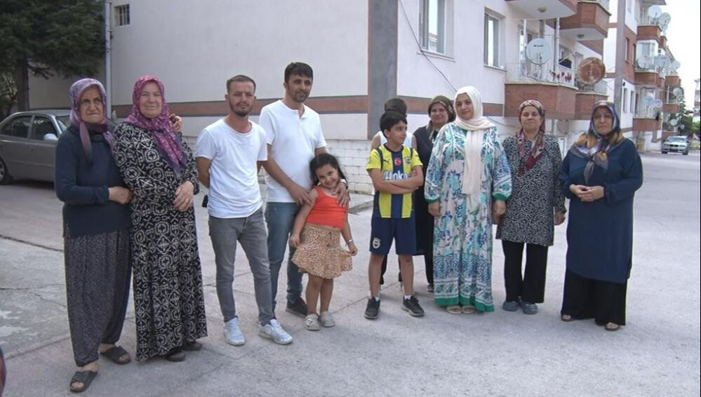 Ankara’da korkutan apartman: Duvarlar çatlıyor, zemin kayıyor