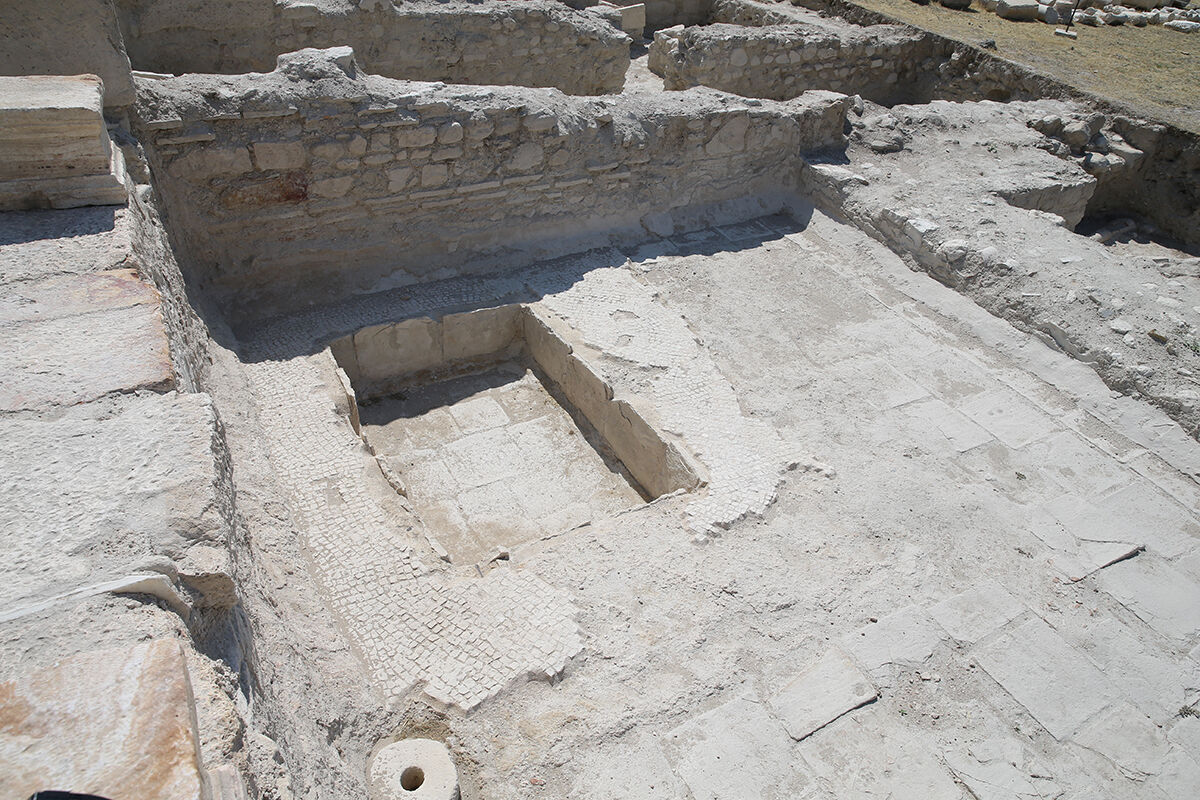 Arkeolojik kazıdan l&uuml;ks villa &ccedil;ıktı... 12 odalı, havuzlu, 1500 metrekare! - 5. Resim