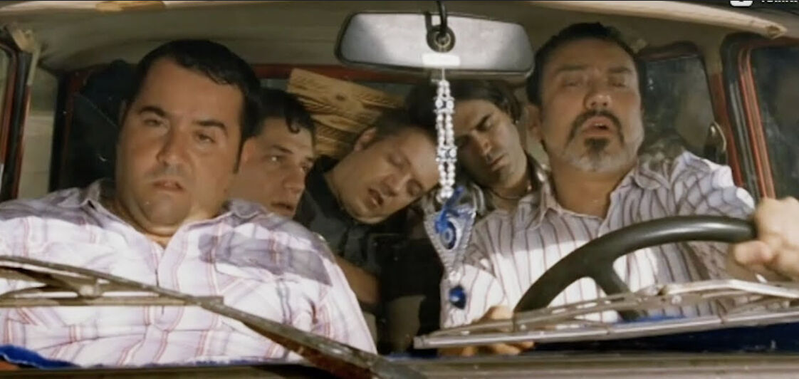 Eyvah Eyvah 2 konusu ne, oyuncuları kimler? Bu akşam TV ekranlarına geldi - 2. Resim