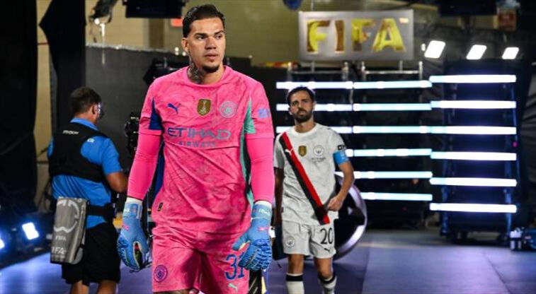 Galatasaray, golcüyle birlikte kaleci transferini bitirmek istiyor! Ederson pazarlığı - 4. Resim
