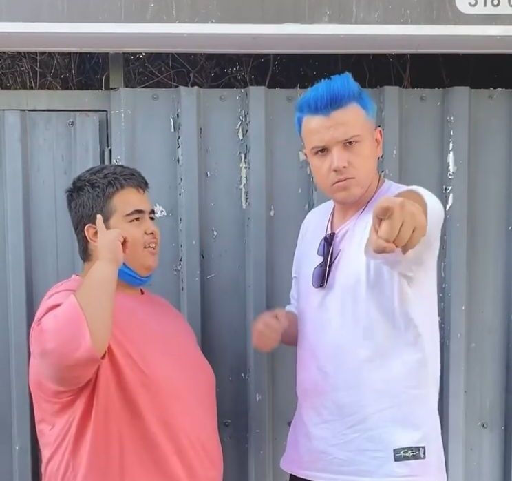 Hayranları yasta! Sosyal medya fenomeni 'Çello Mustafa' hayatını kaybetti - 1. Resim