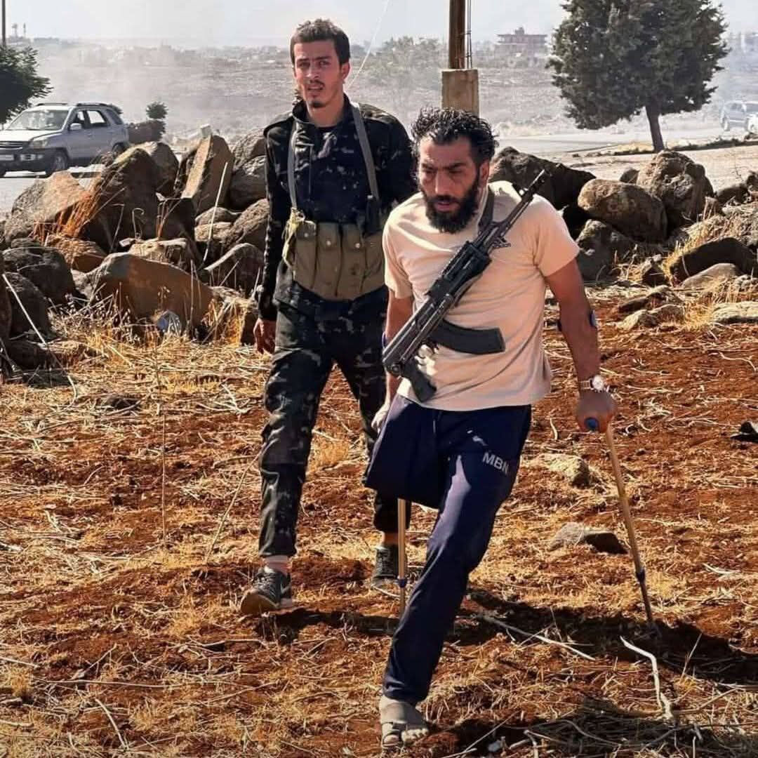 Süveyda’da çatışmalar kızışıyor: Arap aşiretler, Dürzi milislerin roketlerini ele geçirdi Bölgede Arap aşiretlerin ilerleyişi hız kesmeden devam ediyor.