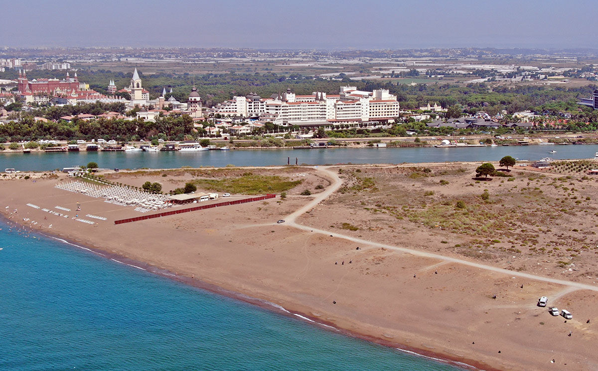 'Ücretsiz beach'e giden pişman oluyor! Ünlü sahildeki görüntüler muhtarı isyan ettirdi - 7. Resim