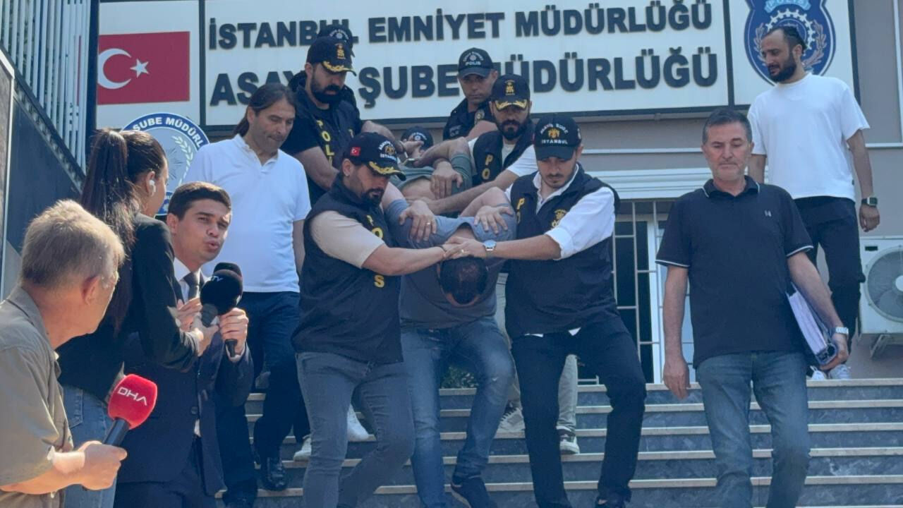 Ayşe Tokyaz cinayetinde 1 polis gözaltında! Şüphelilerin ifadeleri kan dondurdu: Bir bavul var ebediyete gidecek Ayşe Tokyaz cinayetinde 1 polis gözaltında! Şüphelilerin ifadeleri kan dondurdu: Bir bavul var ebediyete gidecek - 2. Resim