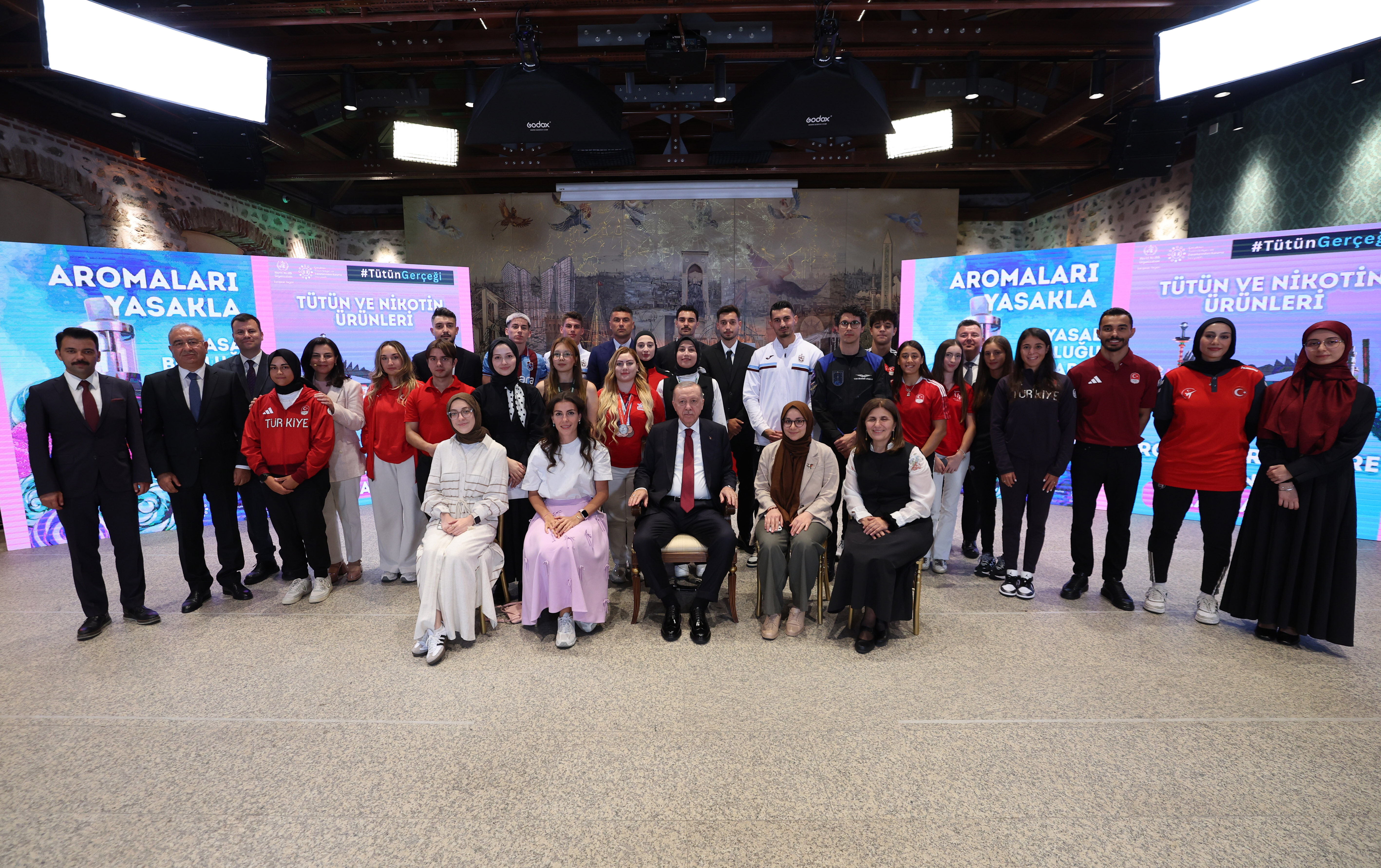 Cumhurbaşkanı Erdoğan'dan Uğurcan Çakır'a dikkat çeken transfer sorusu! - 2. Resim