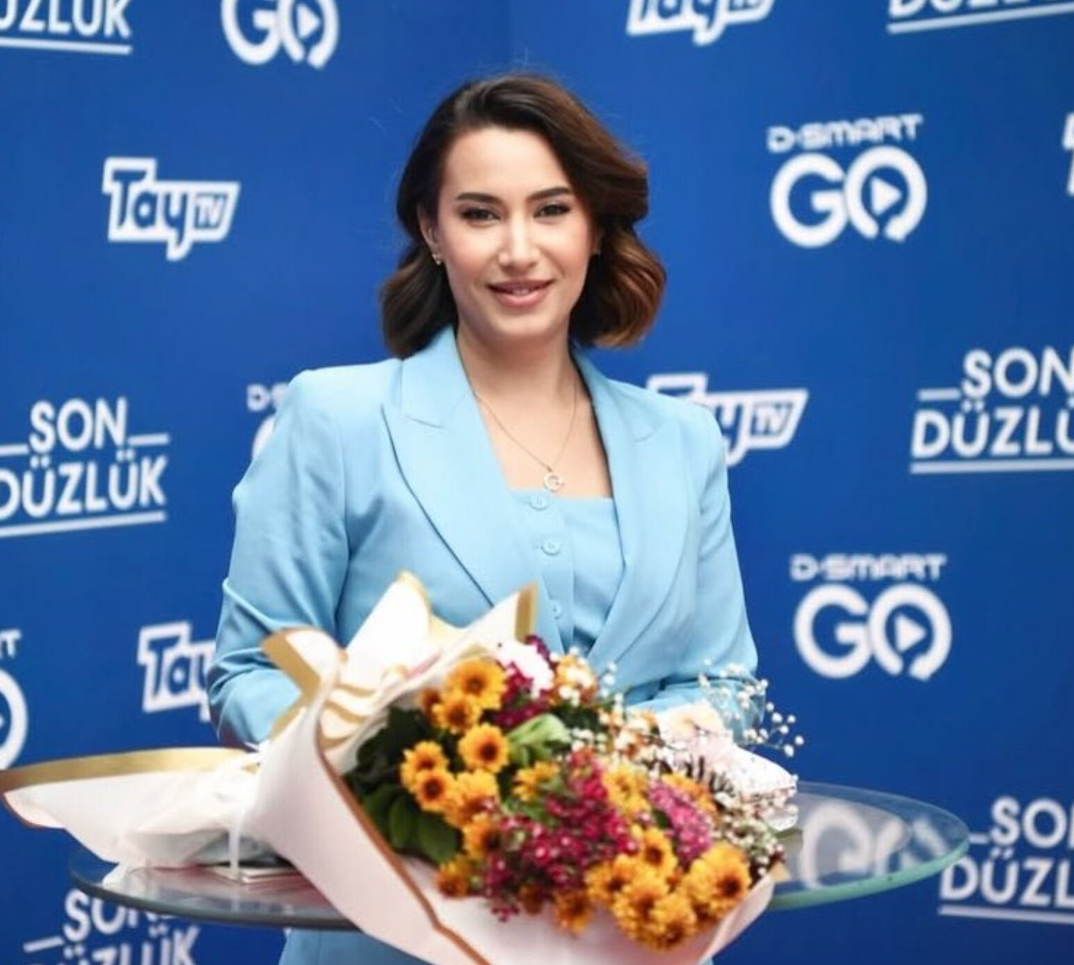 Esen Gök kimdir, neden öldü? Türkiye’nin ilk kadın yarış spikeri evinde ölü bulundu - 2. Resim