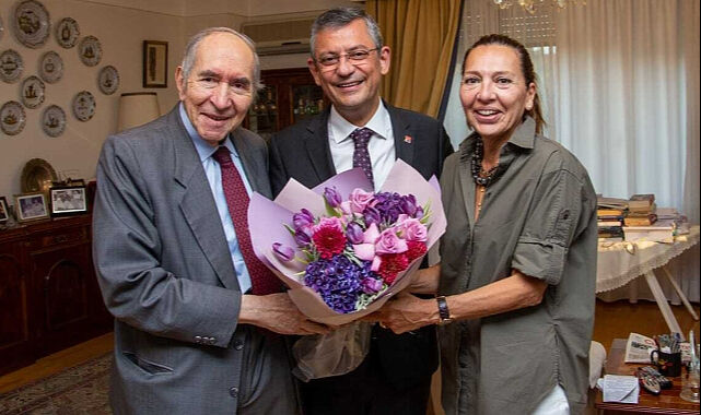 Eski CHP lideri virüse yenik düştü! Altan Öymen'in kızı 'başa çıkamadık diyerek' ölüm nedenini açıkladı - 3. Resim
