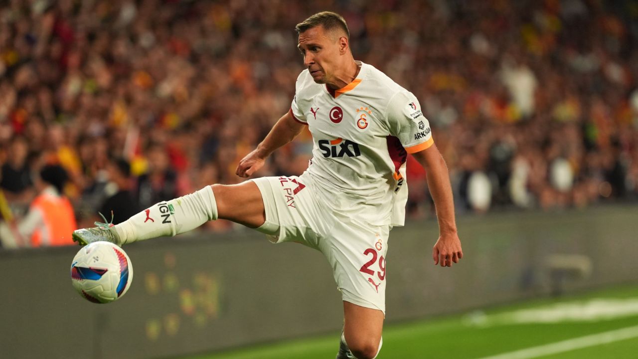 Frankowski için Fransa çıkarması! Galatasaray&#039;da ayrılık kapıda