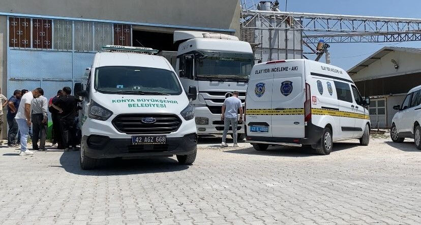 Konya'da yem fabrikasında çalışan gençten acı haber! Tır boşaltılırken altında kaldı - 2. Resim