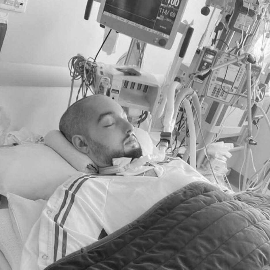 'Uyuyan prens' hayat mücadelesini kaybetti: 20 yıldır komadaydı - 2. Resim