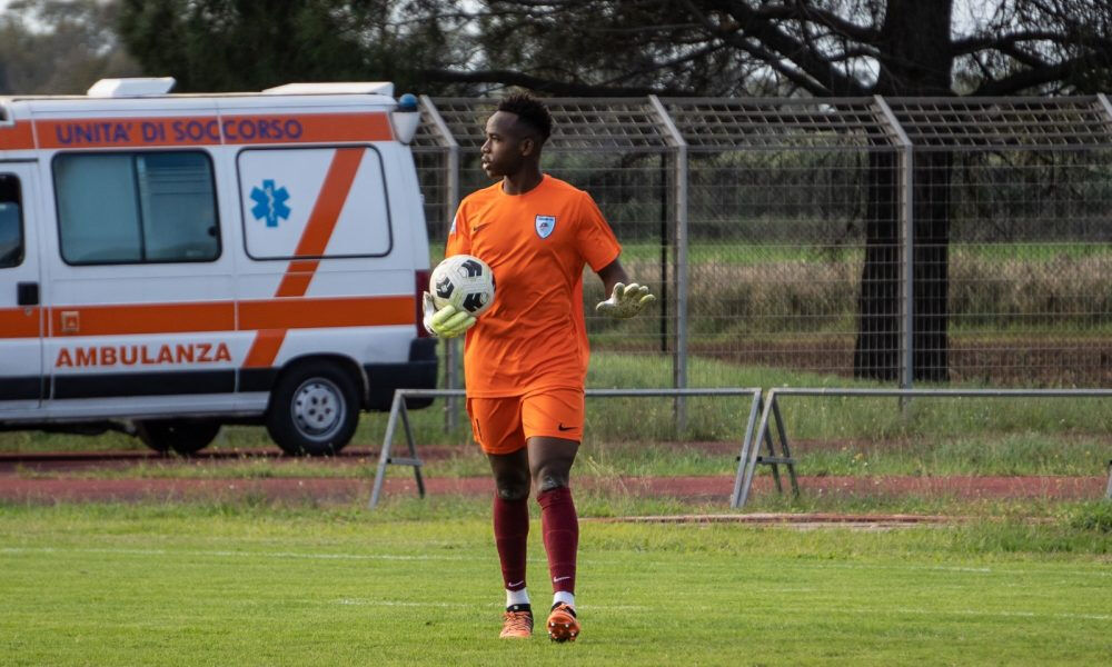 Beşiktaş'ta kaleye genç takviye! Madou Diakite imzaya yakın - 1. Resim