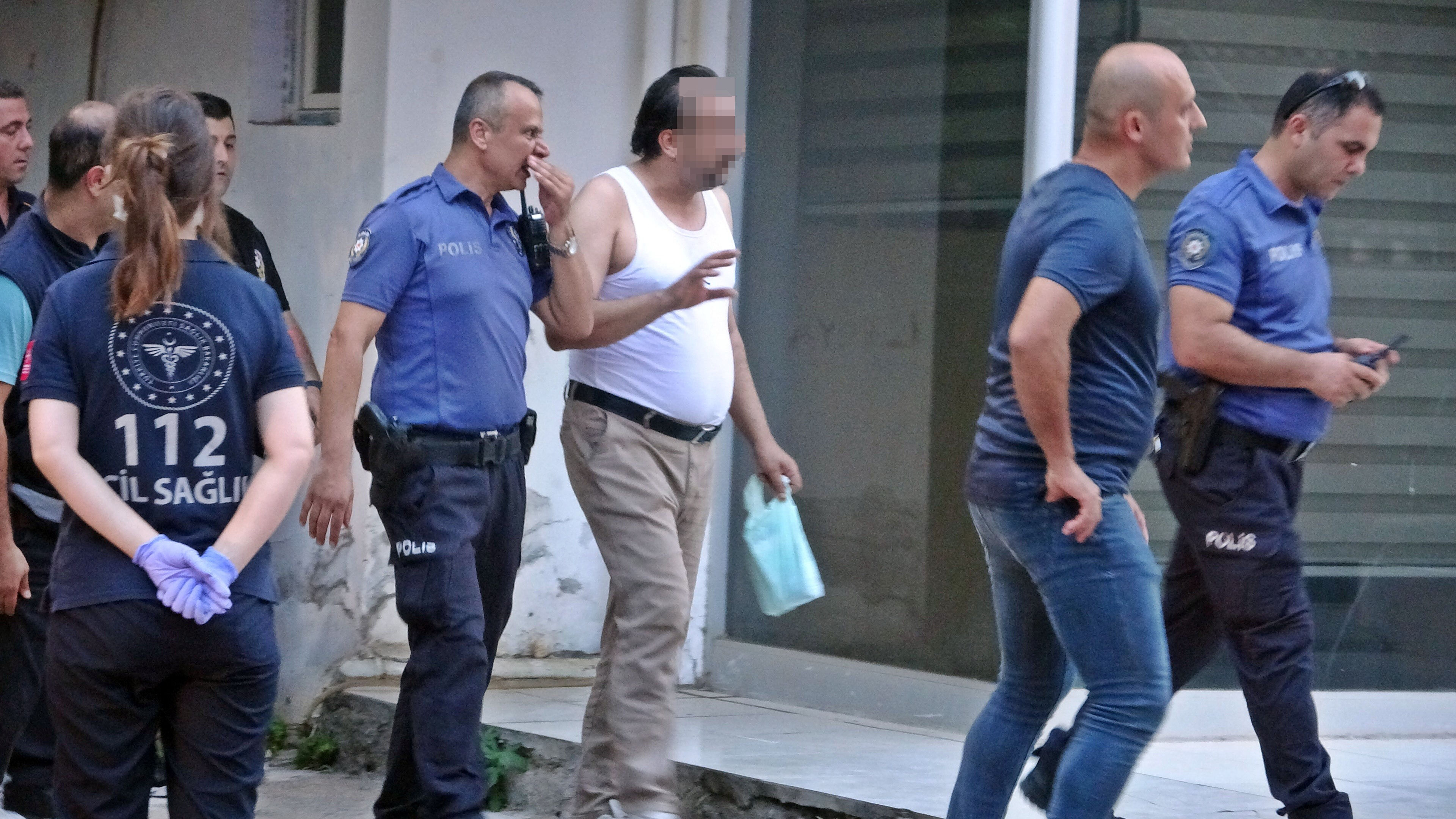 Eşine kızdı, ekiplerle köşe kapmaca oynadı: Izdırap tam 2,5 saat sürdü! - 5. Resim