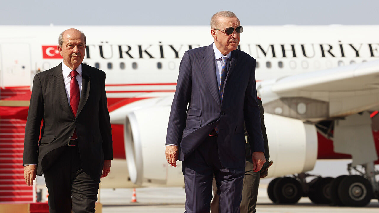 F-16’lardan Cumhurbaşkanı Erdoğan’a gökyüzünde selam - 1. Resim